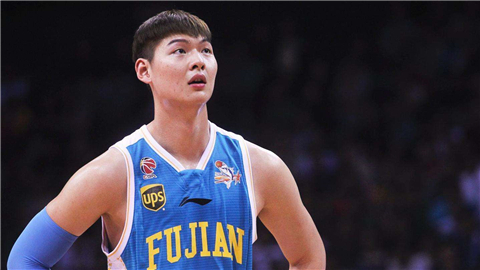 中国男篮球星王哲林